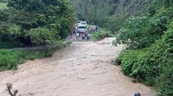 El COE reitera su llamado a la prudencia y a evitar cruzar ríos, arroyos y cañadas