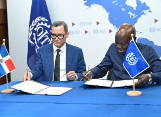 RD entrega a la OIT el instrumento de ratificación del Convenio 156 sobre los trabajadores con responsabilidades familiares