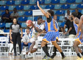 Fitzgerald y De la Cruz lideran victoria de Los Prados sobre Huellas del Siglo