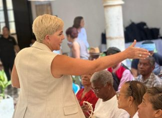 Presidenta de Manos Arrugadas llama al gobierno proporcionar vida digna a adultos mayores