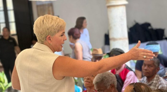 Presidenta de Manos Arrugadas llama al gobierno proporcionar vida digna a adultos mayores
