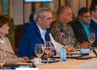 Gobierno autoriza la reapertura de bancos tras reunión de seguimiento por tormenta Melissa; ratifica suspensión de labores y docencia