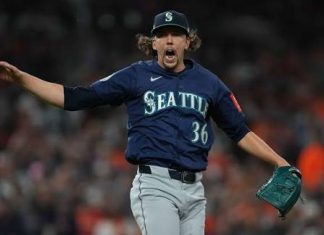 Gilbert domina a los aguerridos Tigres y Seattle toma ventaja en la SDLA