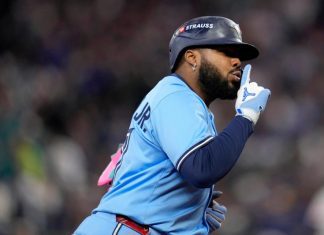 Guerrero y Springer lideran ataque de 5 HRS y Toronto detiene Marineros