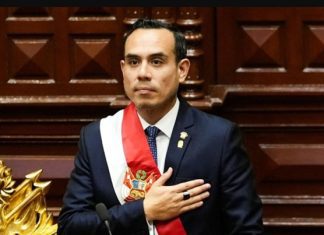 José Jerí asume como presidente interino de Perú tras destitución exprés de Boluarte
