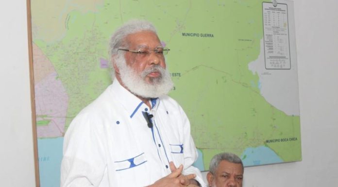 Juan Hubieres: Eliminando todos los subsidios de combustible, se pone fin a la mafia que genera más que el narcotráfico