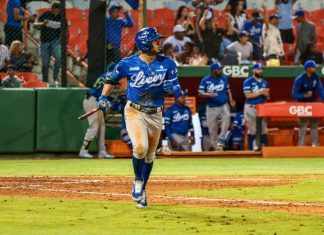Licey se impone y domina a los Toros en La Romana