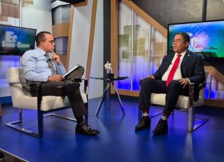 “Abinader va hoy a Barahona; desea Arnaud gane presidencia 2028; trabajo Derrumbao vale 1,200 millones”, dice Senador Moisés Ayala