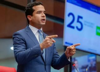 Omar Fernández defiende se libere de impuestos salarios por debajo de RD$52,000