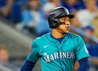 Marineros apabullan a Toronto y viajan a Seattle con ventaja 2-0 en la Serie de Campeonato