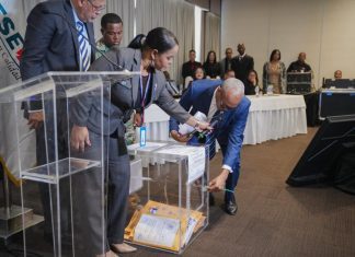 PROMESE/CAL licita RD$1,155 millones en la compra de medicamentos