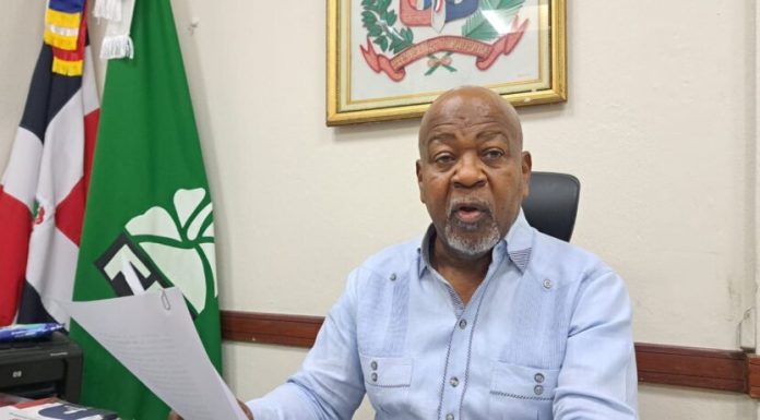 «Las políticas urbanas del Gobierno han profundizado la pobreza estructural en el país», denuncia Fuerza del Pueblo