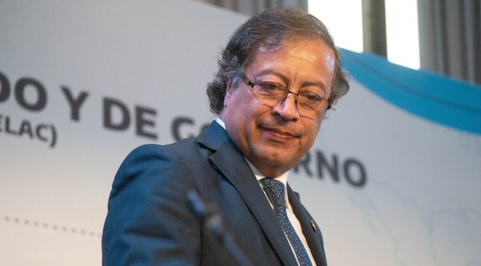 Presidente de Colombia, Gustavo Petro acusa a Estados Unidos convertir Caribe zona agresión