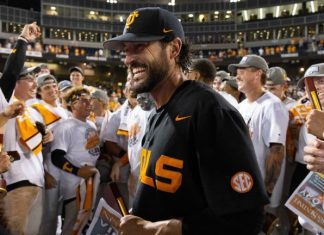 Tony Vitello es el nuevo dirigente de los Gigantes de San Francisco