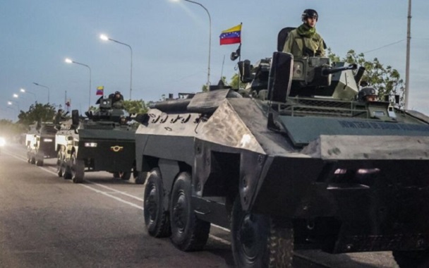 Esperando ataque de Estados Unidos, Venezuela despliega todas sus posiciones y armas desde el mar Caribe hasta la frontera con Brasil