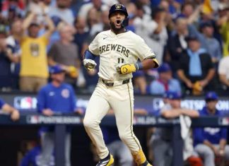 Vaughn y Chourio desatan la ofensiva de Milwaukee y colocan a los Cachorros contra la pared