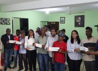 Gobierno paga más de RD$8 millones en indemnización a agricultores de Azua afectados por Presa Monte Grande