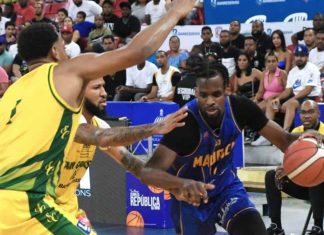 Torneo Baloncesto superior del Distrito Nacional es aplazado por culpa de Melissa
