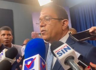 Senadores respaldan propuesta de Omar Fernández busca eliminar impuestos a salarios menores RD$52,000