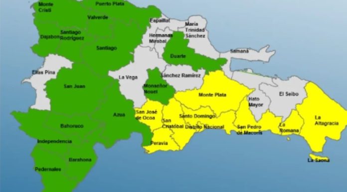 El COE establece alerta meteorológica en 22 provincias y el DN por onda tropical y vaguada