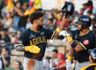 Águilas extienden su dominio y alcanzan las 20 victorias al derrotar a los Leones del Escogido