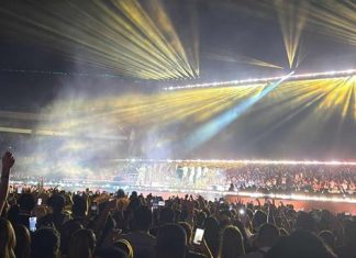 Bad Bunny hace vibrar SD en el inicio de esperada gira mundial