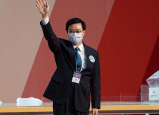 Incendio en Hong Kong deja 55 muertos y 76 heridos