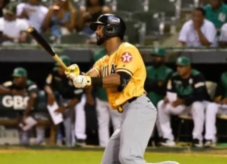 Emmanuel Rodríguez es retirado por los Mellizos