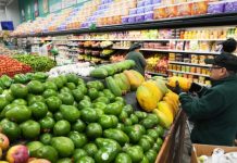 Estados Unidos elimina aranceles a carne de res, café y frutas por presión en precios al consumidor