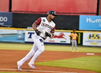 Gigantes blanquean a las Águilas; suenan bates de De los Santos y García