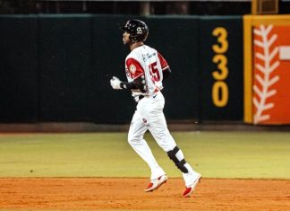 Gigantes desatan ofensiva imparable y apabullan 12-3 a los Toros