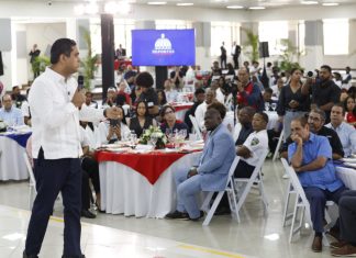 Ministro Kelvin Cruz celebra en grande junto a atletas el Día Nacional del Deporte
