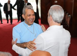 Presidente Abinader sostiene almuerzo con la Conferencia del Episcopado Dominicano
