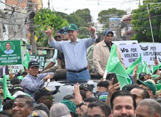 Leonel tilda al PRM de “inepto e incapaz” y afirma que precios de alimentos han aumentado hasta un 257%