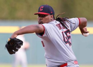 Luis Ortiz sale de la cárcel en libertad condicional y fianza de 500.000 dólares