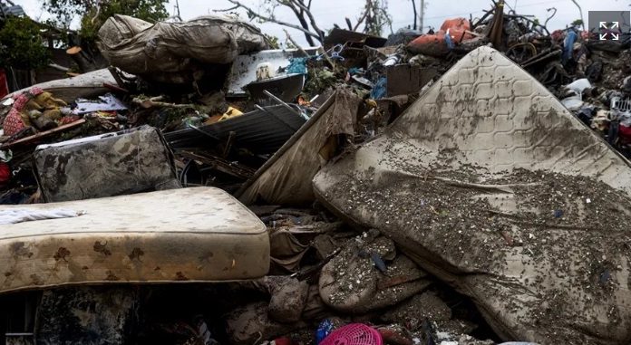 Suben a 28 los fallecidos en Jamaica por el paso del huracán Melissa