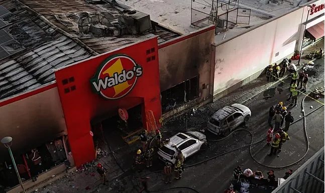 Al menos 23 fallecidos tras explosión en una tienda del norte de México