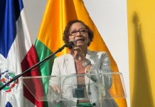 Denuncian Abinader y Magín Díaz castigan a los trabajadores al violar la Ley 11-92