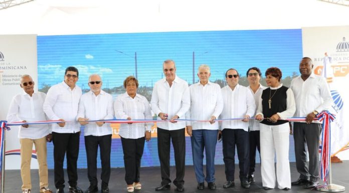 Presidente Abinader inaugura fase final de la Avenida Ecológica; dice esta obra impulsa la logística, el comercio exterior y la competitividad del país