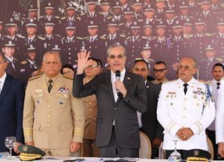 Presidente Abinader encabeza cuadragésima octava graduación de 64 nuevos cadetes de la Policía Nacional formados bajo el Modelo de Transformación