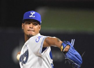 Licey blanquea 1-0 a los Gigantes en el Quisqueya