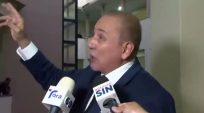 «Que los dispersen a bombazos»: pide Carlos Balcácer, abogado de imputado en el caso Senasa arremete contra manifestantes