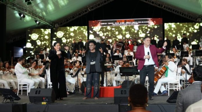Centro Cultural Perelló llena de música sinfónica la Navidad en Baní