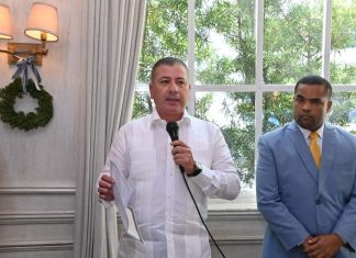 César Fernández resalta importancia de la ética en la comunicación en noveno encuentro con la prensa