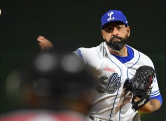 César Valdez domina y Licey vence 6-1 a los Gigantes en el Quisqueya