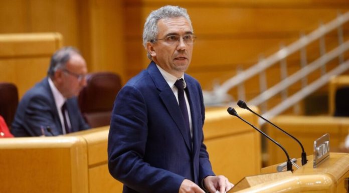 Senador del PSOE Javier Izquierdo renuncia a todos sus cargos