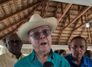 Hipólito Mejía afirma no es Leonel Fernández que anda con su hijo Omar, quien supuestamente no quiere saber de él