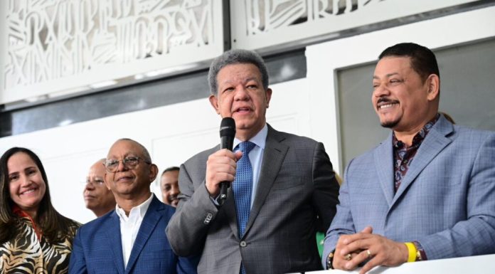 Leonel Fernández se encuentra en Nueva York, donde firmará varios convenios en beneficio de la República Dominicana