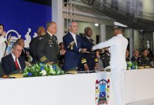 Presidente Abinader encabeza graduación de 26 Damas y Caballeros Guardamarinas