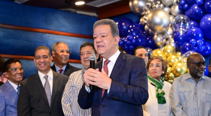 Leonel recibe salutaciones por su cumpleaños; tras un 2025 “horrible”, confía en un 2026 de progreso para el país
